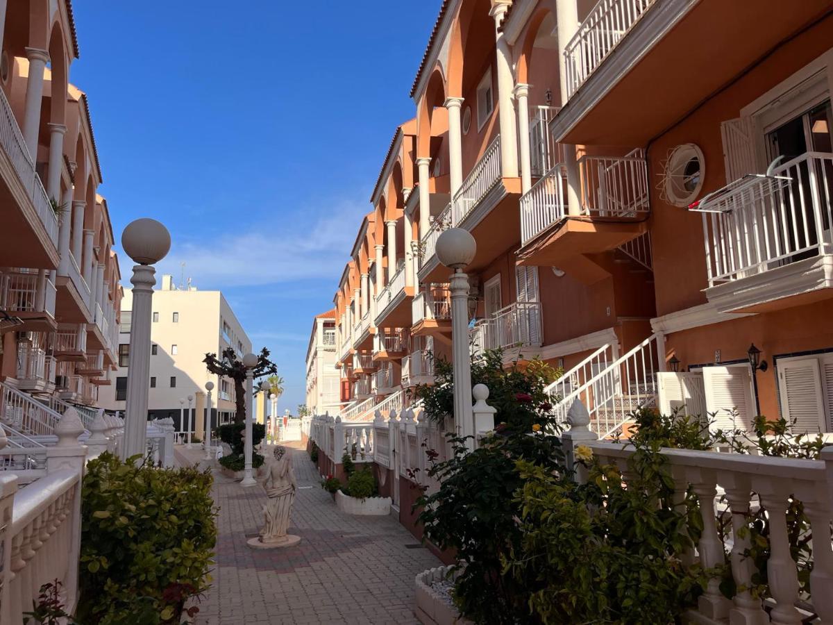 Apj Emperadores Apartment With Swimming Pool, 100 M From Beach La Mata La Mata  Luaran gambar
